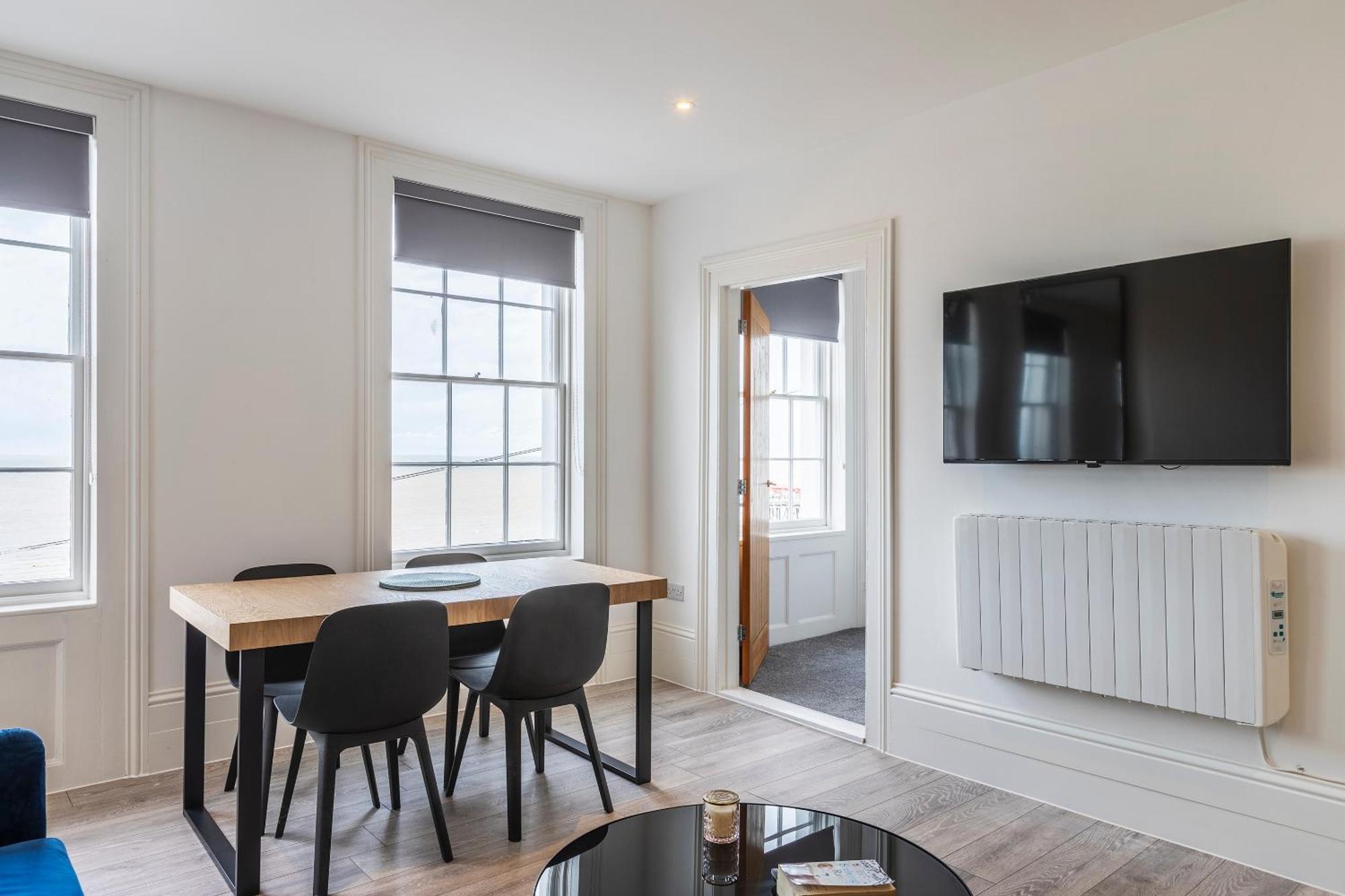 Seaside Serenity: Stylish Sea View Apartments In Herne Bay Zewnętrze zdjęcie