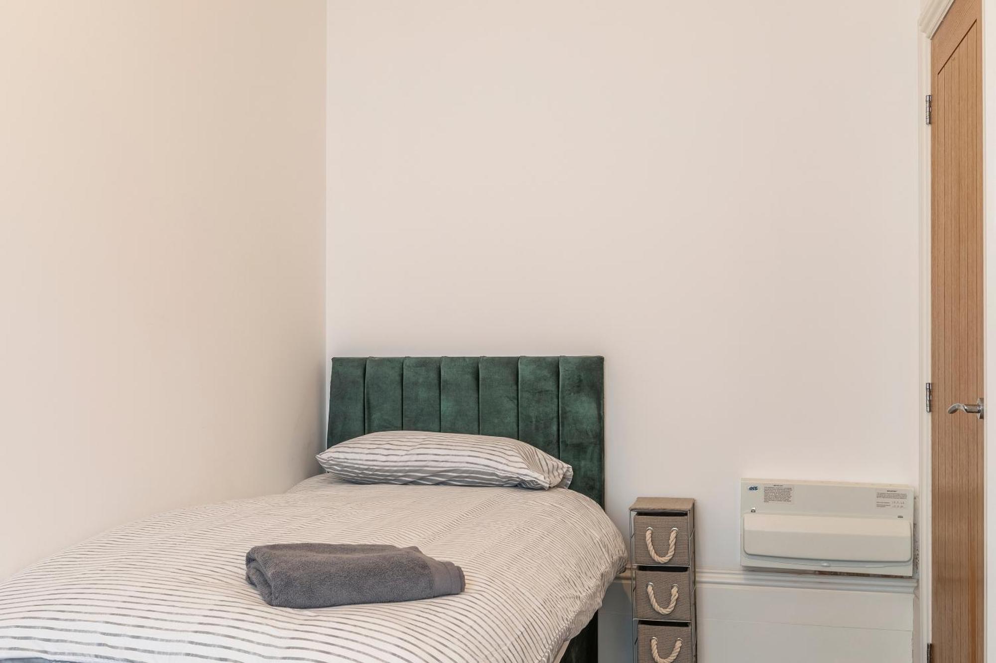 Seaside Serenity: Stylish Sea View Apartments In Herne Bay Zewnętrze zdjęcie