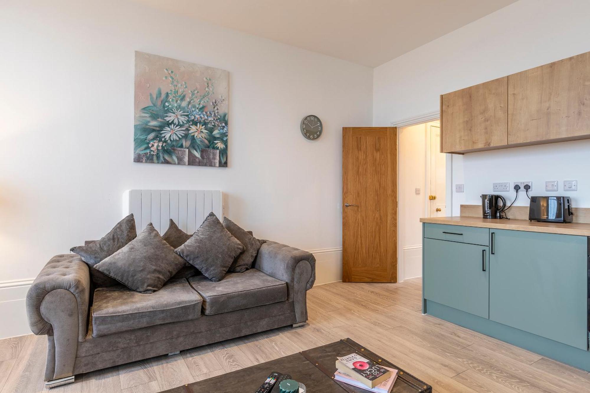 Seaside Serenity: Stylish Sea View Apartments In Herne Bay Zewnętrze zdjęcie